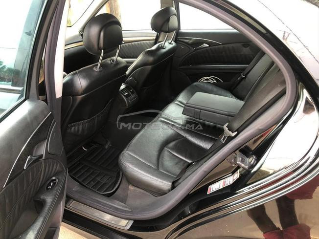 Mercedes-Benz  E220