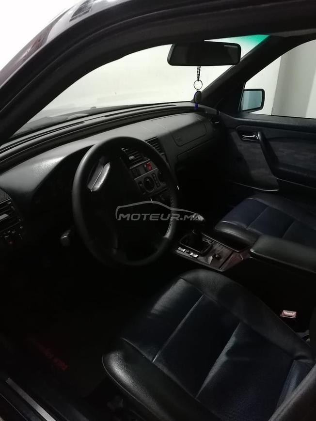 Mercedes c220 modèle 1995 ba9a n9ya 