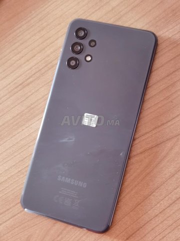 Galaxy A32 5G duos 128G48Mpx très neuf 