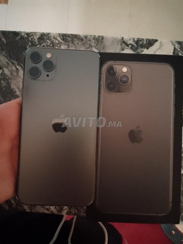 iPhone 11 pro max 256 batterie 100