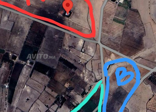 Terrain agricole équipé