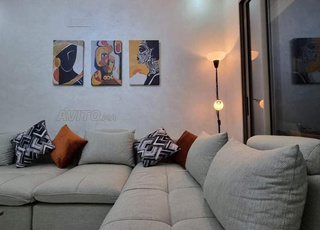 شقة قرب شارع محمد الخامس لقدم البحر 