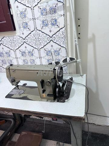 مكينة للخياطة