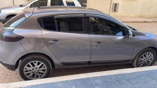 voiture en excellent état à vendre 