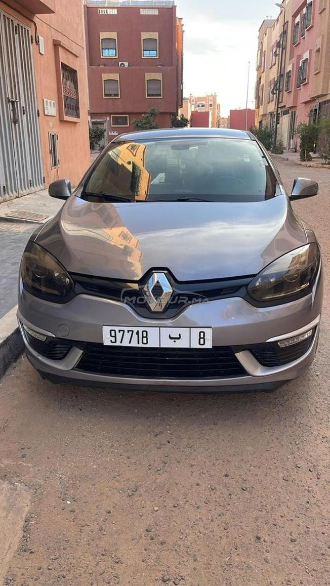 voiture en excellent état à vendre 