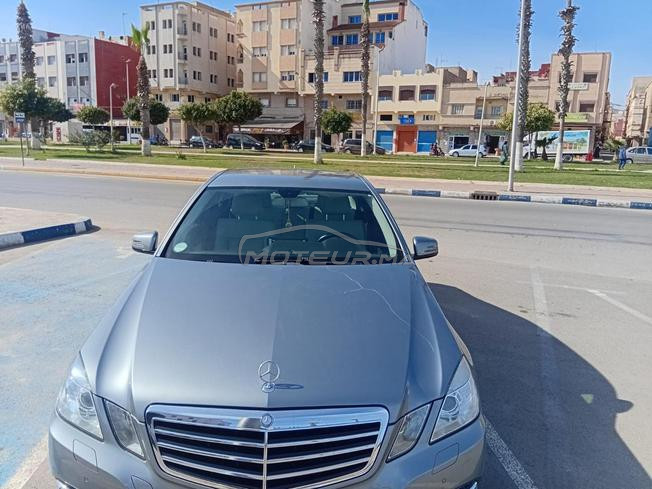 Mercedes-Benz 200 Diesel Automatique 2012 à Nador