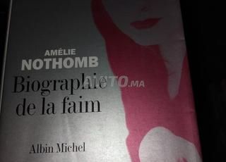  Amélie Nothomb 