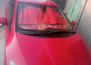 Honda Civic Essence Manuelle 2010 à Laâyoune