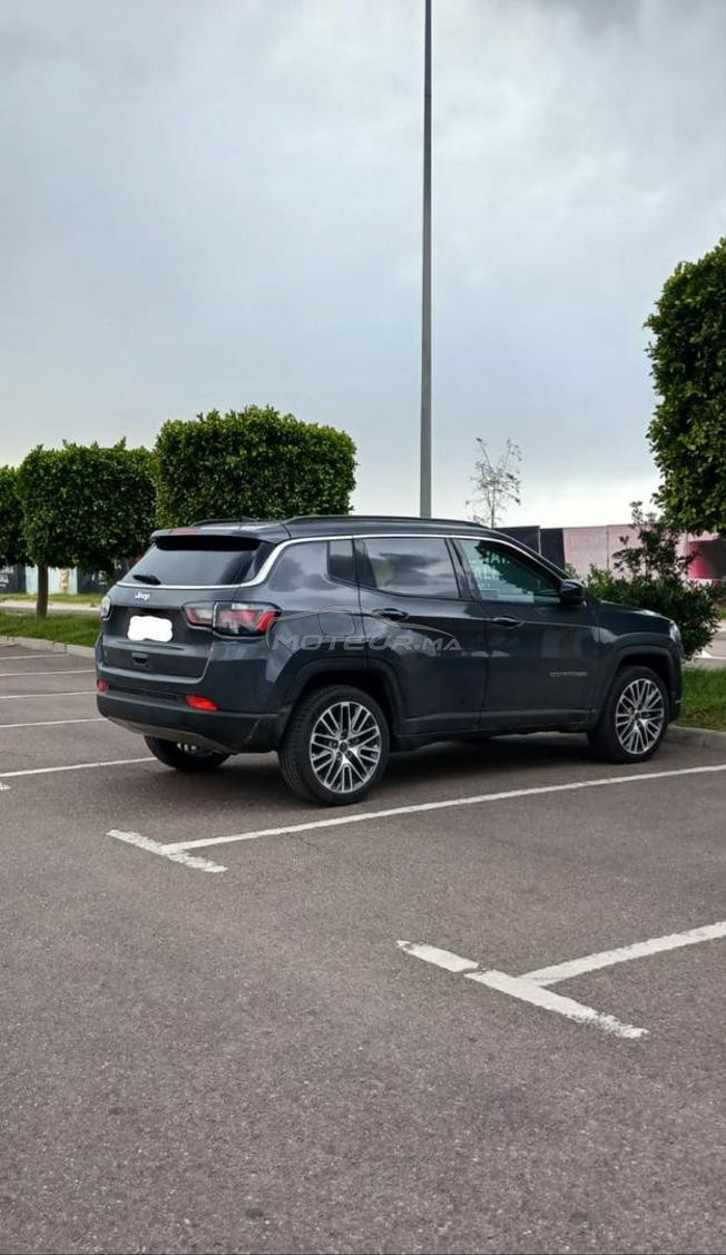 Jeep Compass automatique modèle 2024. 