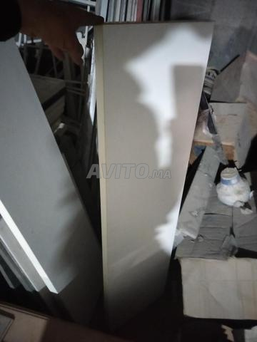 Des étagères pour une boutique 