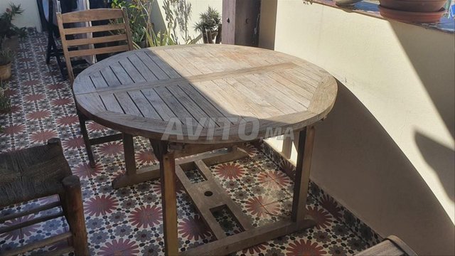 vends table en teck avec rallonge