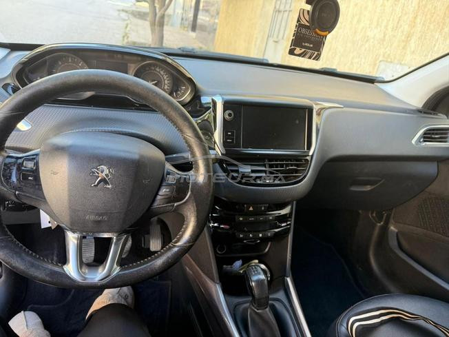 Peugeot 2008 Diesel Manuelle 2016 à Tanger