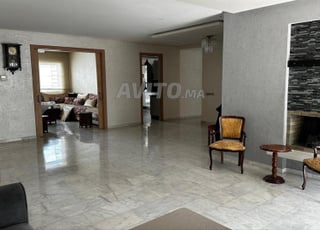 Appartement à vendre 212 m² à HAY RIAD