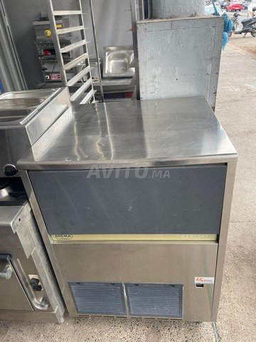 machine a glace pilée frisé poisson pro