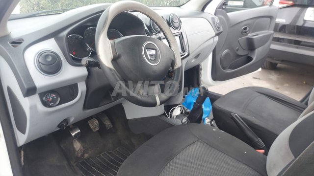 dacia logan 2014 bon état 