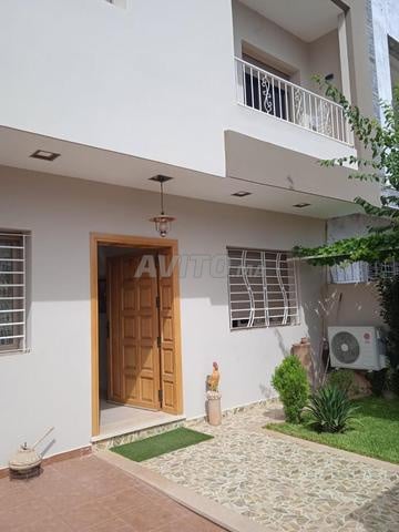 فيلا جميلة بالقرب من سوبر ماركت مرجان بسعر مميز