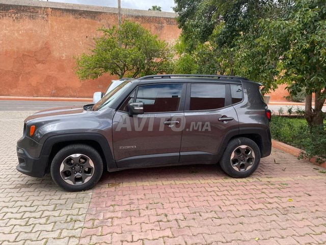 Jeep Renegade très bon état