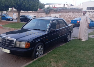 سياره للبيع 