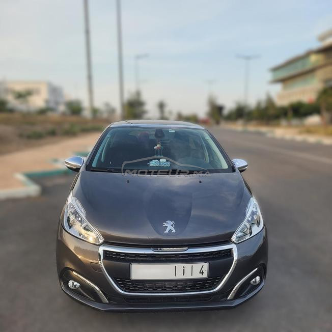 Peugeot 208 White Edition 2019 (59000 km)