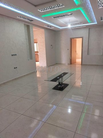 Bel appart 2ch neuf à Benguérir