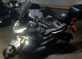 Honda X-ADV 2017 Dédouanement 2021