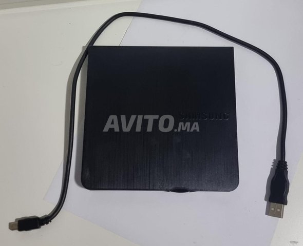 Samsung SE-218 DVD externe pour PC en très fiable.