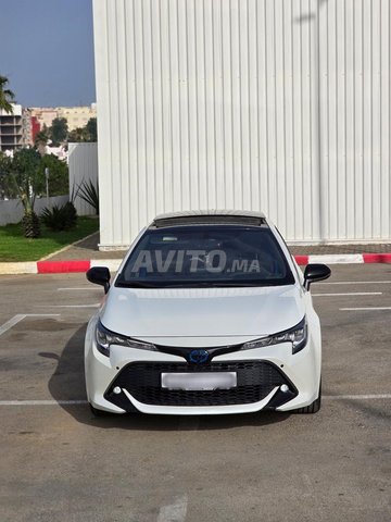 Toyota corolla S hybride 