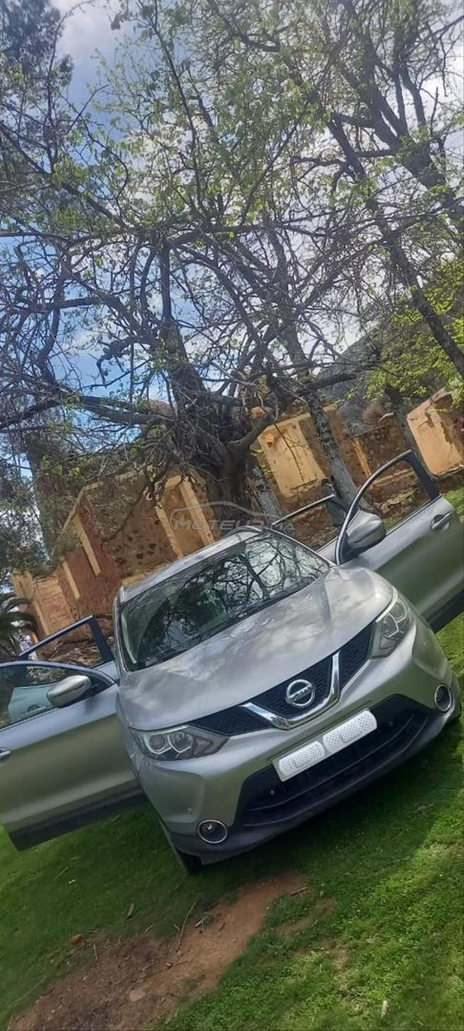nissan en très bon état 