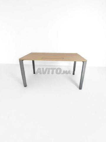 مكتب Steelcase 160x80 سم قابل للتعديل في الارتفاع