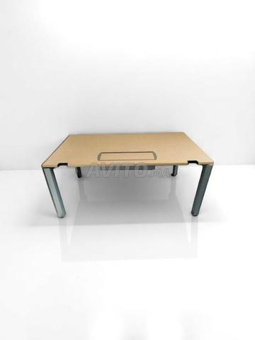 مكتب Steelcase 160x80 سم مع ممر للكابلات