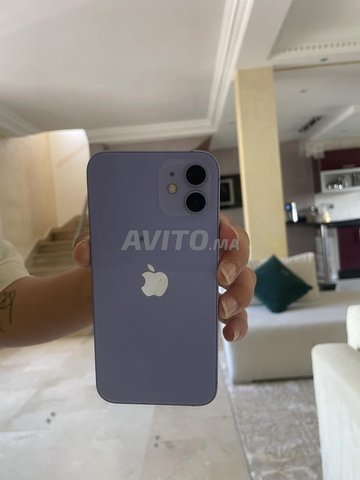iphone 12 normal mauve USA 64g batterie 84