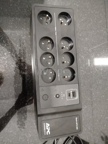 ONDULEUR APC SCHNEIDER ELECTRIC Back-UPS 850 