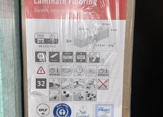 Parquet en bois avec sous couche