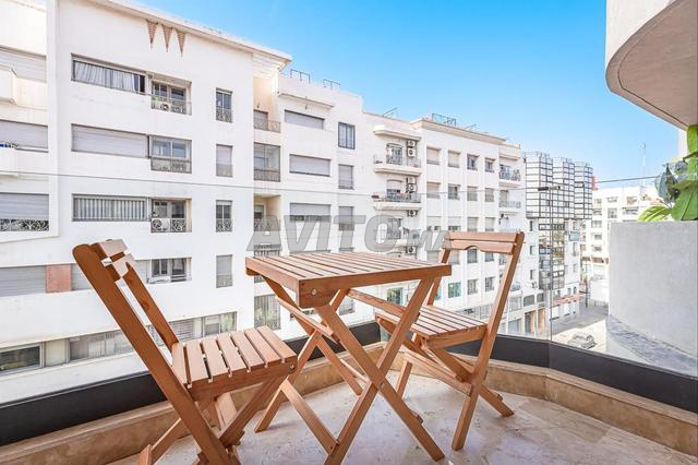 Studio de luxe à louer journalière à France ville - image 4