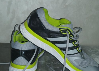 chaussure original Adidas bounce 