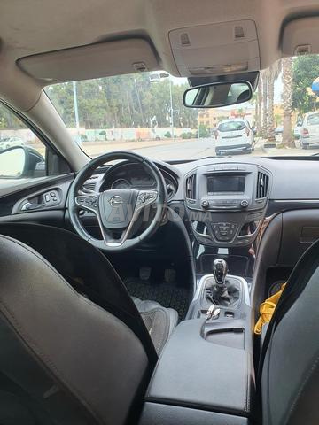 Opel Insignia Diesel Manuelle 2014 à Salé - 2