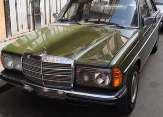 Voiture de Collection Mercedes-Benz
