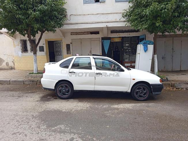تازة بين جرادي