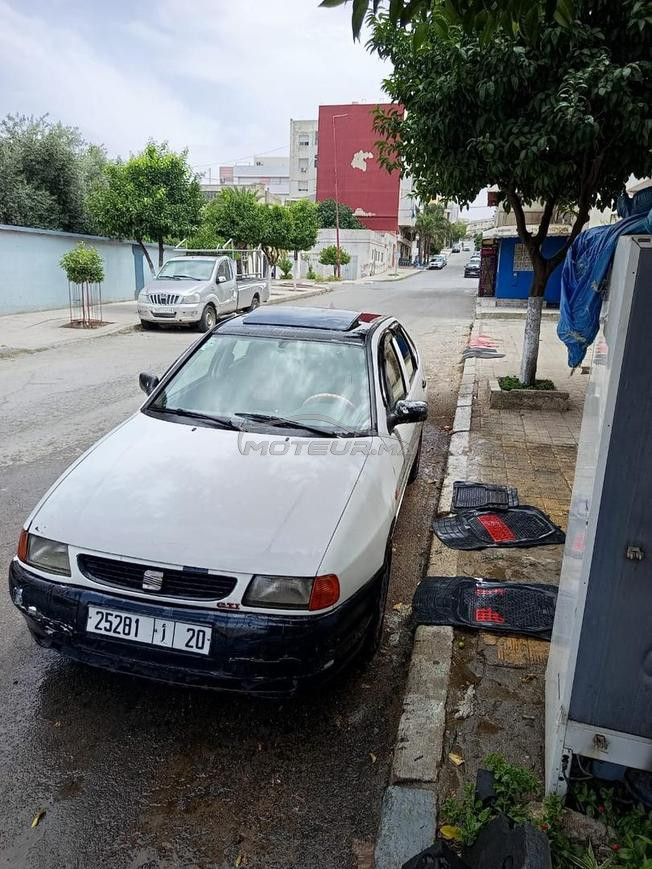 تازة بين جرادي