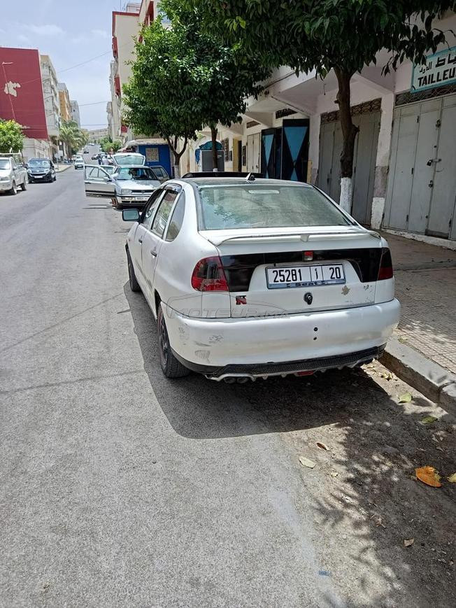 تازة بين جرادي
