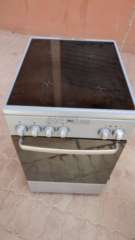 cuisinière électrique Faure bon état 