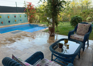 VILLA DE PRESTIGE AVEC PISCINE 