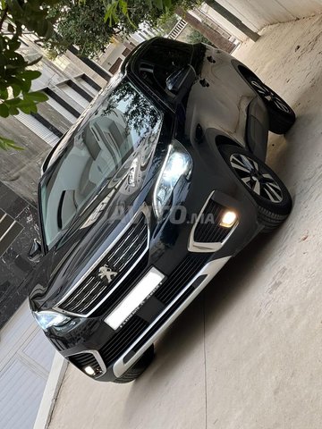 Peugeot 5008 allure Automatique 2018 à Tétouan
