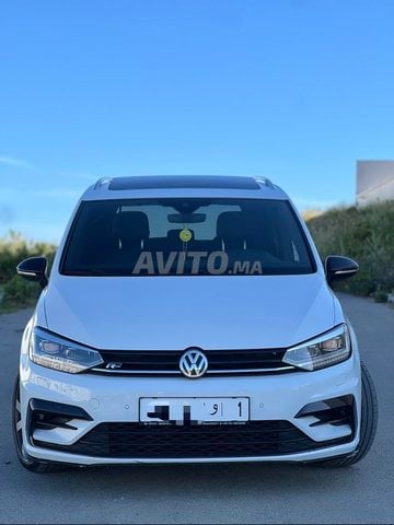 Volkswagen Touran Diesel Automatique 2017 à Tanger