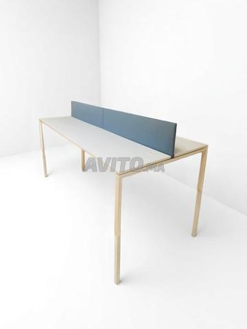 Bureau bench blanc séparateur 320x160cm prise USB