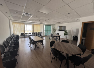 Salle de conférence moderne à louer - Kénitra
