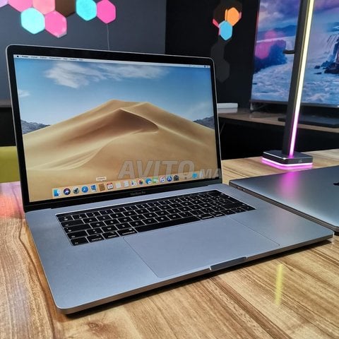 Macbook pro 2018 15inch i7 16g 