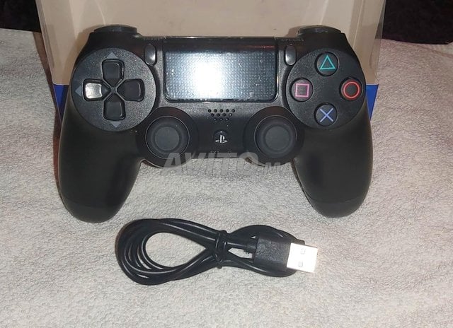 Manette PlayStation 4 V2 DUALSENS Jet Black 