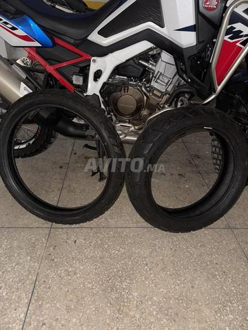 pneu africa twin 
