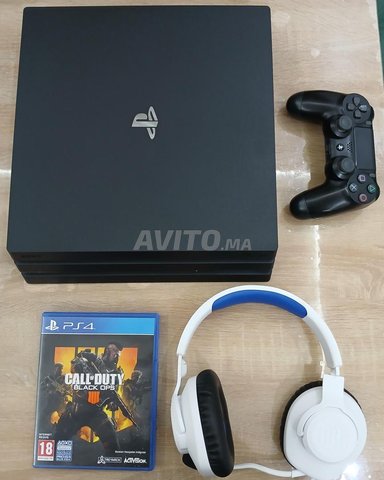 PS4 Pro 1 To  1 Manette  JEU  Casque gaming